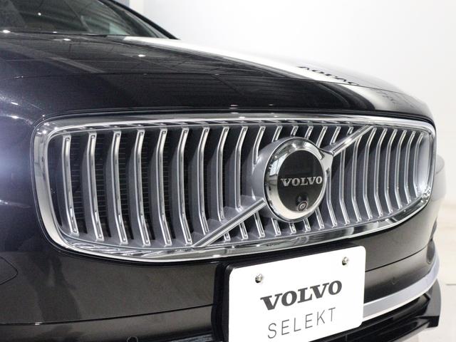 Ｖ９０ アルティメット　Ｂ５　電動パノラマサンルーフ　Ｂ＆Ｗプレミアムサウンド　エアサス　登録済未使用車　Ｇｏｏｇｌｅ搭載　４８Ｖ　１９インチＡＷ　クリスタルシフトノブ　前後シートヒーター　３６０°カメラ　パワーテールゲート（24枚目）