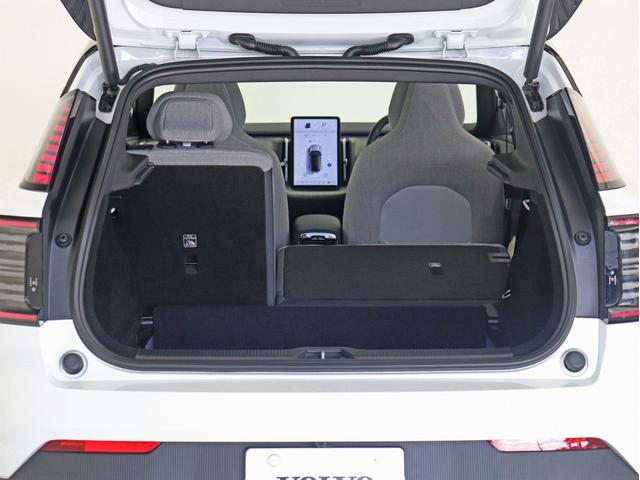 ＥＸ３０ ウルトラシングルモーター　エクステンデッドレンジ　電気自動車　パノラマガラスルーフ　Ｇｏｏｇｌｅ搭載　ｈａｒｍａｎ／ｋａｒｄｏｎサウンドバー　１９インチＡＷ　シートヒーター　ステアリングホイールヒーター　パワーテールゲート　空気清浄機能　３６０カメラ（32枚目）