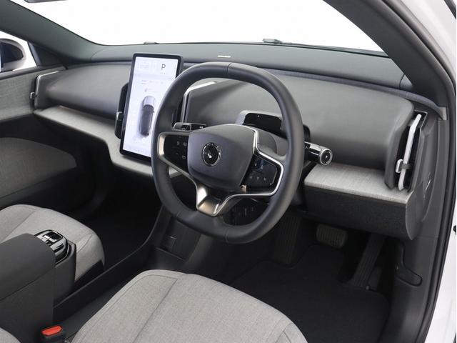 ＥＸ３０ ウルトラシングルモーター　エクステンデッドレンジ　電気自動車　パノラマガラスルーフ　Ｇｏｏｇｌｅ搭載　ｈａｒｍａｎ／ｋａｒｄｏｎサウンドバー　１９インチＡＷ　シートヒーター　ステアリングホイールヒーター　パワーテールゲート　空気清浄機能　３６０カメラ（37枚目）
