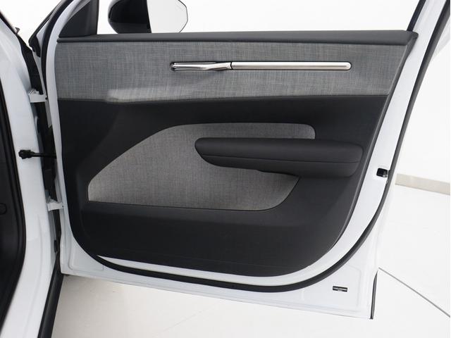 ＥＸ３０ ウルトラシングルモーター　エクステンデッドレンジ　電気自動車　パノラマガラスルーフ　Ｇｏｏｇｌｅ搭載　ｈａｒｍａｎ／ｋａｒｄｏｎサウンドバー　１９インチＡＷ　シートヒーター　ステアリングホイールヒーター　パワーテールゲート　空気清浄機能　３６０カメラ（38枚目）