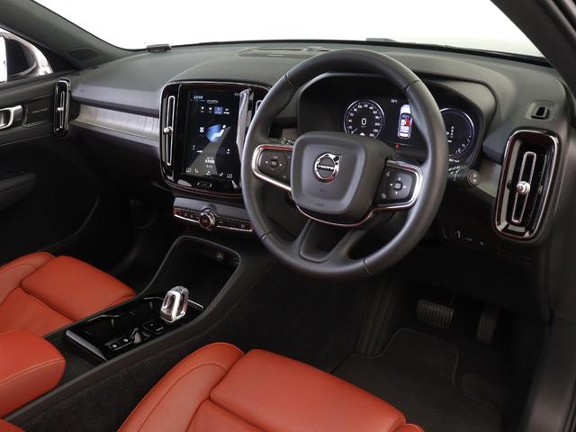 ＸＣ４０ リチャージ　ＰＨＶ　Ｔ５　インスクリプション　ＰＨＥＶ　電動パノラマサンルーフ　２０２１年モデル　前後純正ドラレコ　赤革　ｈａｒｍａｎ／ｋａｒｄｏｎ　クリスタルシフトノブ　ドリフトウッドパネル　前後シートヒーター　１９インチダイヤモンドカットＡＷ（40枚目）