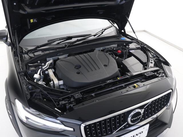 V60 クロスカントリー アルティメット B5 AWD サンルーフ Google搭載 ドラレコ 48V 19インチダイヤモンドカットAW 前後シートヒーター シートエアコン ステアリングホイールヒーター ワイヤレススマホチャージ リニアライムウッドパネル(22枚目)