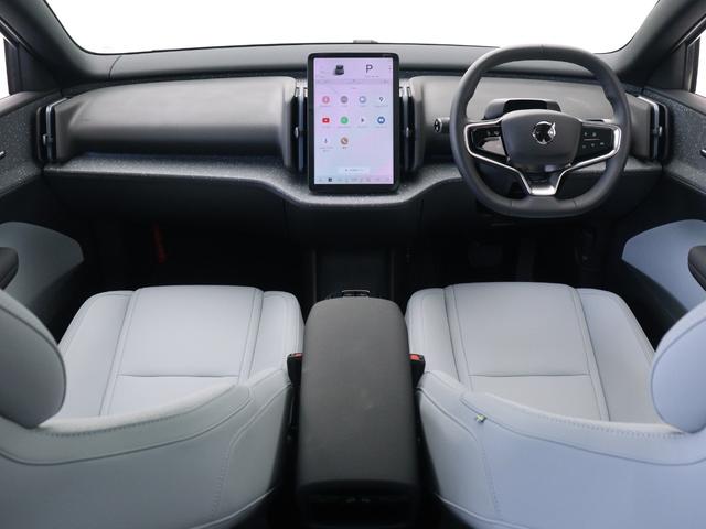 ＥＸ３０ ウルトラシングルモーター　エクステンデッドレンジ　電気自動車　パノラマガラスルーフ　Ｇｏｏｇｌｅ搭載　前後ドラレコ　ｈａｒｍａｎ／ｋａｒｄｏｎ　シートヒーター　ステアリングヒーター　パワーテールゲート　３Ｄビュー機能付３６０°カメラ　１９インチＡＷ（4枚目）