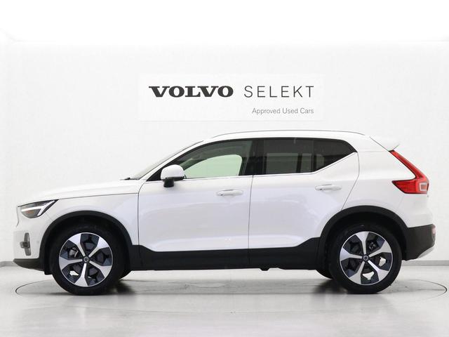 ＸＣ４０ アルティメット　Ｂ４　ＡＷＤ　電動パノラマサンルーフ　Ｇｏｏｇｌｅ搭載　前後純正ドラレコ　４８Ｖ　ｈａｒｍａｎ／ｋａｒｄｏｎ　前後シートヒーター　ステアリングホイールヒーター　１９ＡＷ　クリスタルシフトノブ　ドリフトウッドパネル（6枚目）