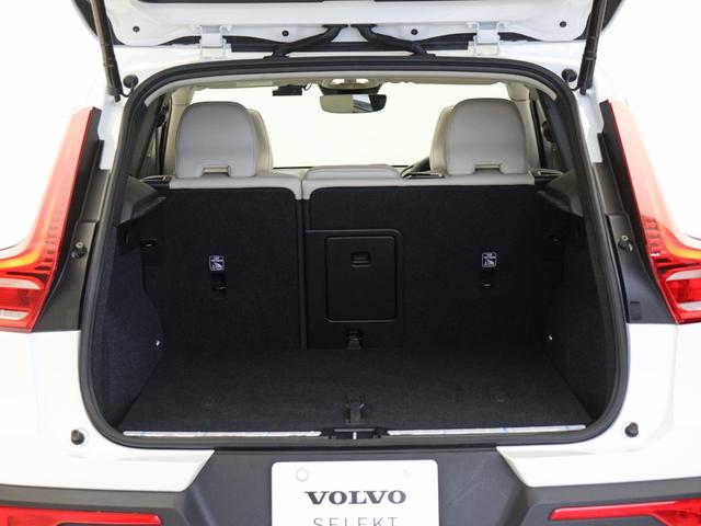 ＸＣ４０ アルティメット　Ｂ４　ＡＷＤ　電動パノラマサンルーフ　Ｇｏｏｇｌｅ搭載　前後純正ドラレコ　４８Ｖ　ｈａｒｍａｎ／ｋａｒｄｏｎ　前後シートヒーター　ステアリングホイールヒーター　１９ＡＷ　クリスタルシフトノブ　ドリフトウッドパネル（11枚目）