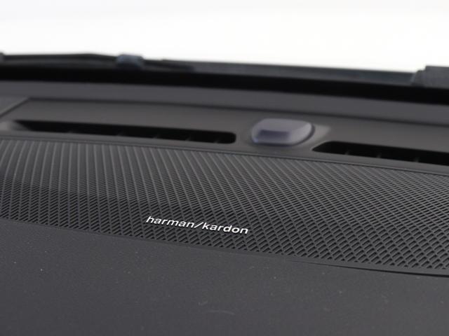 ＸＣ４０ アルティメット　Ｂ４　ＡＷＤ　電動パノラマサンルーフ　Ｇｏｏｇｌｅ搭載　前後純正ドラレコ　４８Ｖ　ｈａｒｍａｎ／ｋａｒｄｏｎ　前後シートヒーター　ステアリングホイールヒーター　１９ＡＷ　クリスタルシフトノブ　ドリフトウッドパネル（15枚目）
