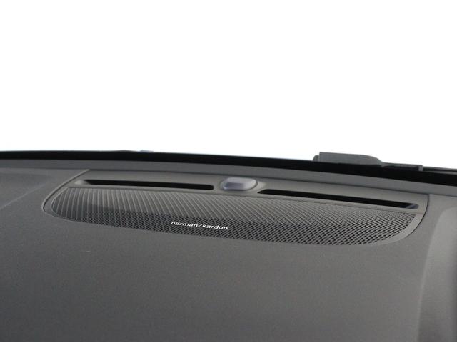 ＸＣ４０ アルティメット　Ｂ４　ＡＷＤ　ピクセルＬＥＤ　２０２４年モデル　Ｇｏｏｇｌｅ搭載　純正３６０°ドラレコ　４８Ｖ　白革　ｈａｒｍａｎ／ｋａｒｄｏｎ　前後シートヒーター　ステアリングヒーター　パワーテールゲート　クリスタルシフトノブ（14枚目）