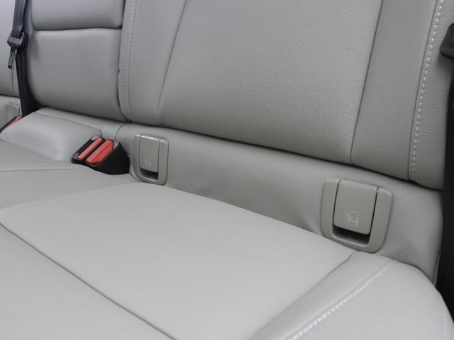 ＸＣ４０ アルティメット　Ｂ４　ＡＷＤ　ピクセルＬＥＤ　２０２４年モデル　Ｇｏｏｇｌｅ搭載　純正３６０°ドラレコ　４８Ｖ　白革　ｈａｒｍａｎ／ｋａｒｄｏｎ　前後シートヒーター　ステアリングヒーター　パワーテールゲート　クリスタルシフトノブ（40枚目）