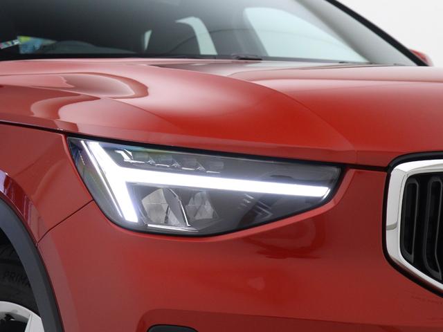 ＸＣ４０ プラス　プロ　Ｂ３　２０２３年モデル　クライメートＰＫＧ　Ｇｏｏｇｌｅ搭載　ドラレコ　４８Ｖ　前後シートヒーター　ステアリングホイールヒーター　パワーテールゲート　３６０°カメラ　ワイヤレススマホチャージ　１８インチＡＷ（23枚目）