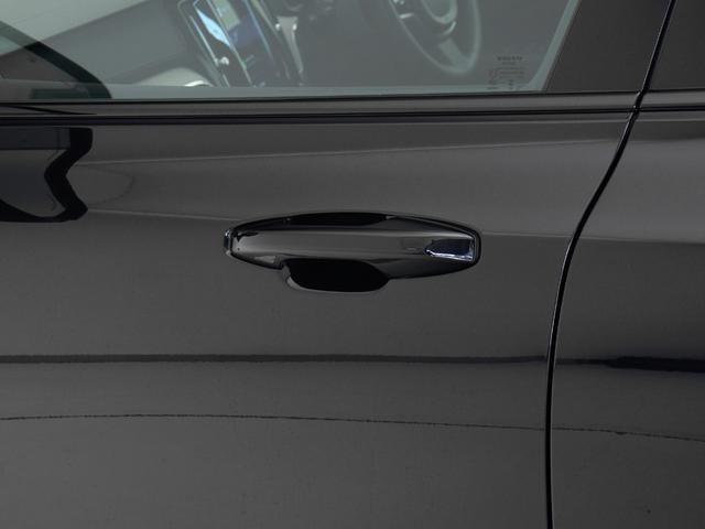 S60 リチャジアルティメットT6AWDプラグインハイブリド PHEV サンルーフ Google搭載 純正360°ドラレコ 19インチAW harman/kardon 前後シートヒーター ステアリングホイールヒーター リラクゼーション機能 クリスタルシフトノブ(26枚目)