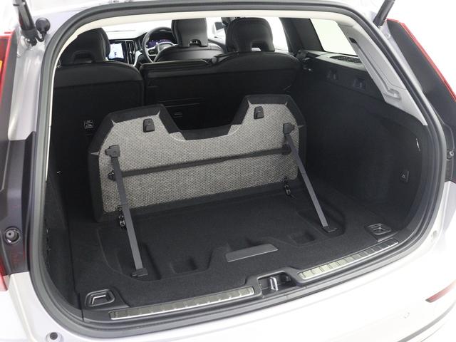 V60 アルティメット B4 Google搭載 ドラレコ 48V harman/kardon 前後シートヒーター ステアリングホイールヒーター リラクゼーション機能 ベンチレーション機能 クリスタルシフトノブ 18インチAW(31枚目)