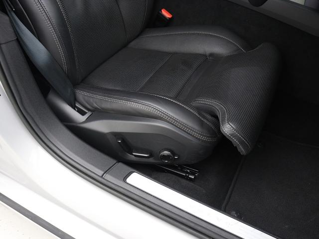 V60 アルティメット B4 Google搭載 ドラレコ 48V harman/kardon 前後シートヒーター ステアリングホイールヒーター リラクゼーション機能 ベンチレーション機能 クリスタルシフトノブ 18インチAW(35枚目)