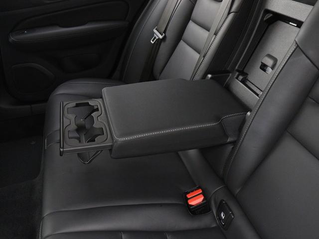 V60 アルティメット B4 Google搭載 ドラレコ 48V harman/kardon 前後シートヒーター ステアリングホイールヒーター リラクゼーション機能 ベンチレーション機能 クリスタルシフトノブ 18インチAW(39枚目)