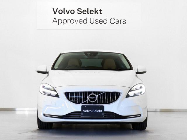 V40 T3 インスクリプション 2019年モデル 茶革 harman/kardon モダンウッドパネル シートヒーター リアビューカメラ LEDヘッドライト パドルシフト 17インチAW レーンキープ 追従クルーズコントロール(8枚目)