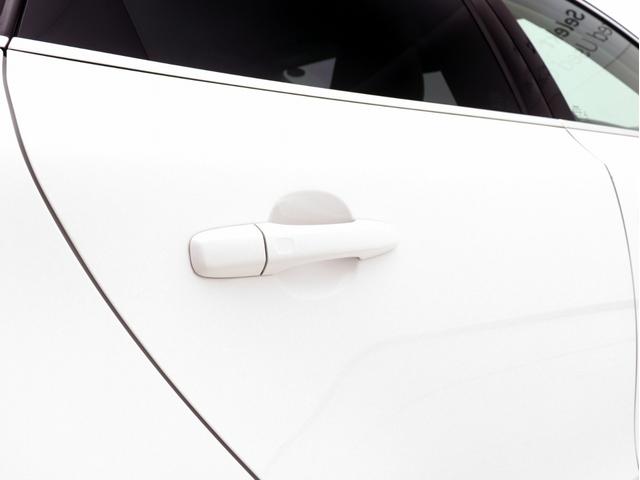 V40 T3 インスクリプション 2019年モデル 茶革 harman/kardon モダンウッドパネル シートヒーター リアビューカメラ LEDヘッドライト パドルシフト 17インチAW レーンキープ 追従クルーズコントロール(18枚目)