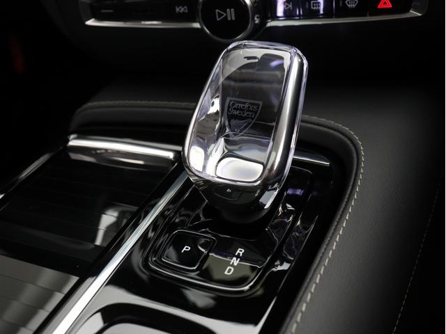 Ｖ６０ ウルトラ　Ｔ６　ＡＷＤ　プラグインハイブリッド　ＰＨＥＶ　サンルーフ　Ｇｏｏｇｌｅ搭載　ドラレコ　前後シートヒーター　ステアリングホイールヒーター　リラクゼーション機能　ベンチレーション機能　クリスタルシフトノブ　ドリフトウッドパネル　１９ＡＷ（21枚目）