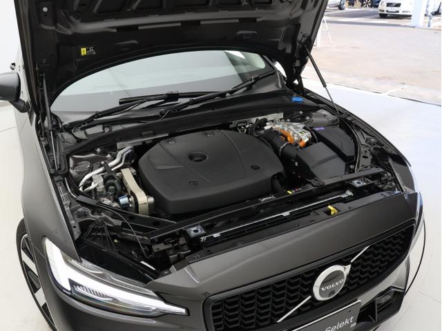 Ｖ６０ ウルトラ　Ｔ６　ＡＷＤ　プラグインハイブリッド　ＰＨＥＶ　サンルーフ　Ｇｏｏｇｌｅ搭載　ドラレコ　前後シートヒーター　ステアリングホイールヒーター　リラクゼーション機能　ベンチレーション機能　クリスタルシフトノブ　ドリフトウッドパネル　１９ＡＷ（23枚目）