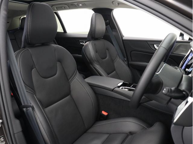 Ｖ６０ ウルトラ　Ｔ６　ＡＷＤ　プラグインハイブリッド　ＰＨＥＶ　サンルーフ　Ｇｏｏｇｌｅ搭載　ドラレコ　前後シートヒーター　ステアリングホイールヒーター　リラクゼーション機能　ベンチレーション機能　クリスタルシフトノブ　ドリフトウッドパネル　１９ＡＷ（38枚目）