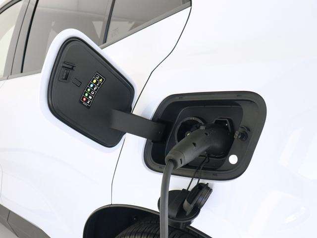 EX30 ウルトラシングルモーター エクステンデッドレンジ 電気自動車 パノラマガラスルーフ Google搭載 ドラレコ harman/kardon シートヒーター ステアリングヒーター パワーテールゲート 3Dビュー機能付360°カメラ 19インチAW(9枚目)