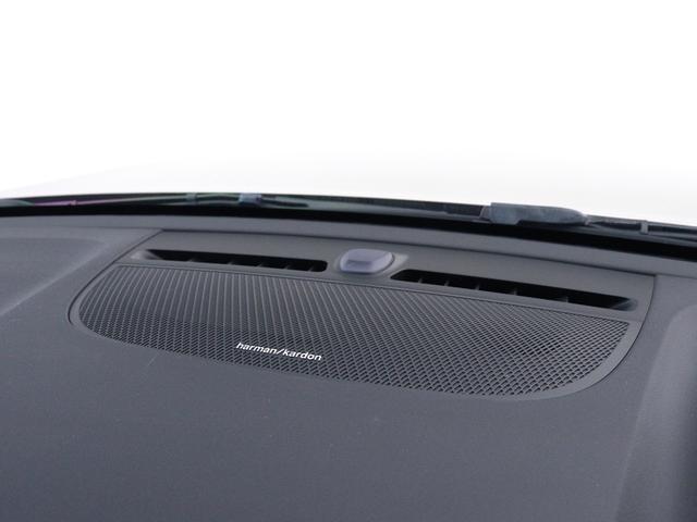 ＸＣ４０ アルティメット　Ｂ４　ＡＷＤ　サンルーフ　ピクセルＬＥＤ　Ｇｏｏｇｌｅ搭載　４８Ｖ　ｈａｒｍａｎ／ｋａｒｄｏｎ　前後シートヒーター　ステアリングホイールヒーター　パワーテールゲート　３６０°カメラ　クリスタルシフトノブ　１９ＡＷ（15枚目）