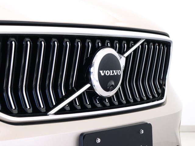 ＸＣ４０ アルティメット　Ｂ４　ＡＷＤ　サンルーフ　ピクセルＬＥＤ　Ｇｏｏｇｌｅ搭載　４８Ｖ　ｈａｒｍａｎ／ｋａｒｄｏｎ　前後シートヒーター　ステアリングホイールヒーター　パワーテールゲート　３６０°カメラ　クリスタルシフトノブ　１９ＡＷ（24枚目）