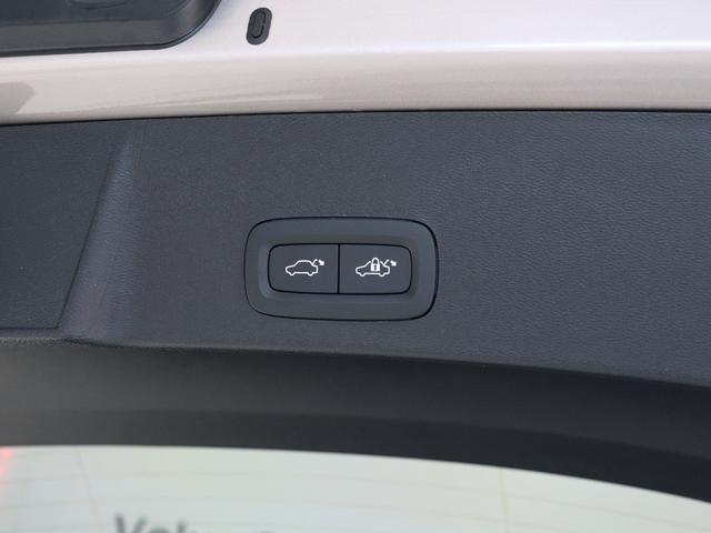 ＸＣ４０ アルティメット　Ｂ４　ＡＷＤ　サンルーフ　ピクセルＬＥＤ　Ｇｏｏｇｌｅ搭載　４８Ｖ　ｈａｒｍａｎ／ｋａｒｄｏｎ　前後シートヒーター　ステアリングホイールヒーター　パワーテールゲート　３６０°カメラ　クリスタルシフトノブ　１９ＡＷ（34枚目）