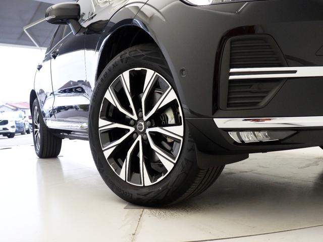 ダイヤモンドカット／ブラック５−Ｖスポーク７．５Ｊ×１９インチアルミホイール。衝突回避・被害軽減ブレーキシステムやパイロット・アシストなど、数多くの先進安全・運転支援機能を標準装備。