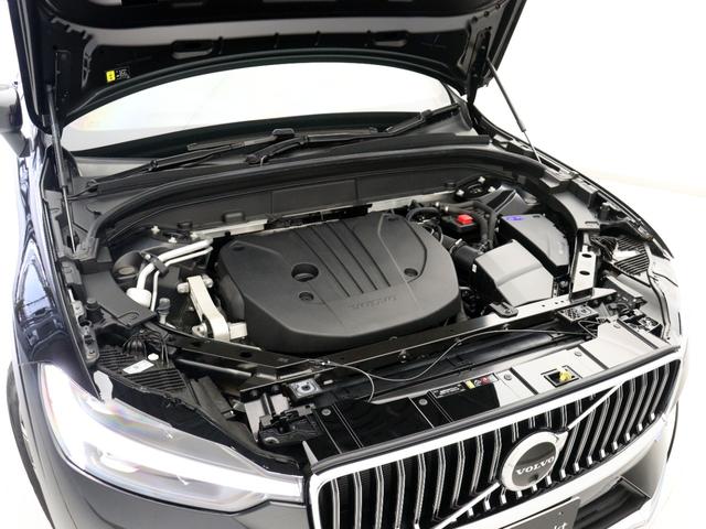 ４８Ｖハイブリッドを採用し、高回転域の優れたレスポンスと伸びやかなドライビングフィールが特徴のハイパフォーマンス２．０リッター４気筒直噴ターボエンジンです。