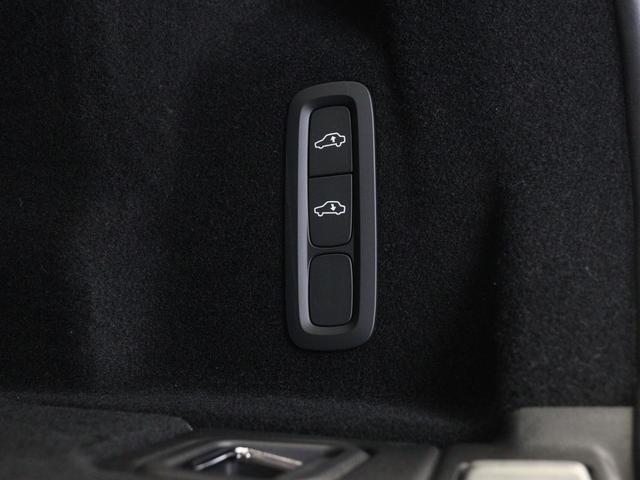 ＸＣ６０ リチャージ　ＰＨＶ　Ｔ８　ＡＷＤ　インスクリプション　ＰＨＥＶ　サンルーフ　Ｂ＆Ｗ　エアサス　２０２１年モデル　ドラレコ　スーパーチャージャー　シートヒーター　２０インチＡＷ　パワーテールゲート　ワイヤレススマホチャージ　３６０°カメラ　ウッドパネル（34枚目）