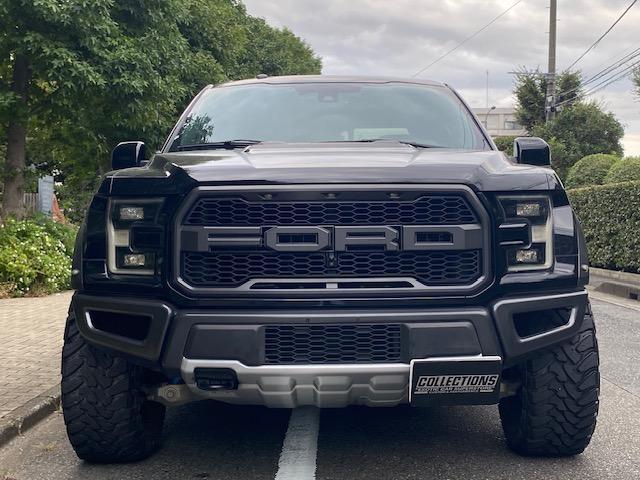 Ｆ－１５０ ラプター　自社輸入車　ＫＭＣ　ＸＤ２０インチＡＷ　ＦＯＸサス　Ｖ６　３．５Ｌ　Ｅｃｏｂｏｏｓｔ　ｔｗｉｎ－ｔｕｒｂｏ　Ｅ／Ｇ１０ＳｐｅｅｄＡ／Ｔ　ＸＤ２０インチＡＷ　オープンカントリー３５／１２．５０Ｒ２０ＦＯＸサスペンション　パノラマルーフ（2枚目）