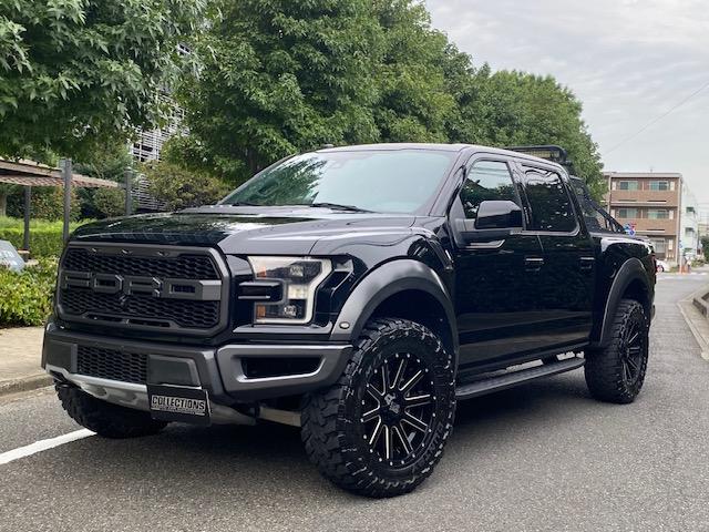Ｆ－１５０ ラプター　自社輸入車　ＫＭＣ　ＸＤ２０インチＡＷ　ＦＯＸサス　Ｖ６　３．５Ｌ　Ｅｃｏｂｏｏｓｔ　ｔｗｉｎ－ｔｕｒｂｏ　Ｅ／Ｇ１０ＳｐｅｅｄＡ／Ｔ　ＸＤ２０インチＡＷ　オープンカントリー３５／１２．５０Ｒ２０ＦＯＸサスペンション　パノラマルーフ（7枚目）