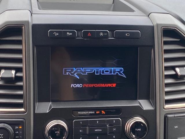Ｆ－１５０ ラプター　自社輸入車　ＫＭＣ　ＸＤ２０インチＡＷ　ＦＯＸサス　Ｖ６　３．５Ｌ　Ｅｃｏｂｏｏｓｔ　ｔｗｉｎ－ｔｕｒｂｏ　Ｅ／Ｇ１０ＳｐｅｅｄＡ／Ｔ　ＸＤ２０インチＡＷ　オープンカントリー３５／１２．５０Ｒ２０ＦＯＸサスペンション　パノラマルーフ（10枚目）
