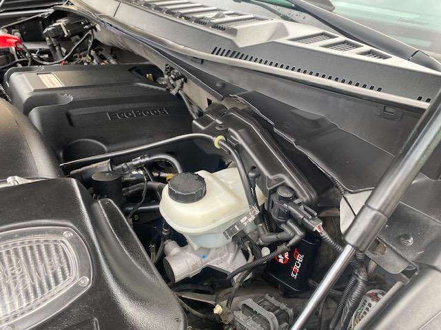Ｆ－１５０ ラプター　自社輸入車　ＫＭＣ　ＸＤ２０インチＡＷ　ＦＯＸサス　Ｖ６　３．５Ｌ　Ｅｃｏｂｏｏｓｔ　ｔｗｉｎ－ｔｕｒｂｏ　Ｅ／Ｇ１０ＳｐｅｅｄＡ／Ｔ　ＸＤ２０インチＡＷ　オープンカントリー３５／１２．５０Ｒ２０ＦＯＸサスペンション　パノラマルーフ（26枚目）