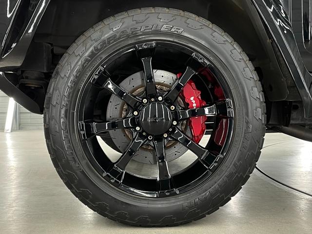 タイプG 最終モデルD車 HDDナビ タイクーンワイドボディ フロント&リヤシートヒーター サンルーフ BOSEプレミアムサウンド フロント&サイド&バックカメラ Bremboブレーキ 社外サイドマフラー サードシート クルーズコントロール マッチペイント(17枚目)