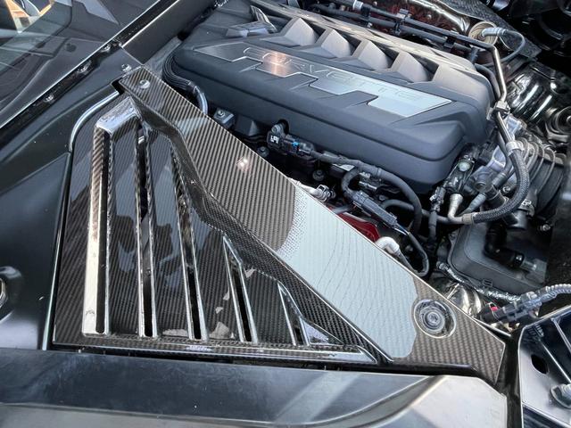 C8 2LT Z51パフォーマンスPKG フロントリフター 8速デュアルクラッチ 可変マフラー 左ハンドル Bremboアンチロックブレーキ デジタルインナーミラー ヘッドアップディスプレイ パドルシフター ソフトクローズリアハッチ ガラスエンジンフード(54枚目)