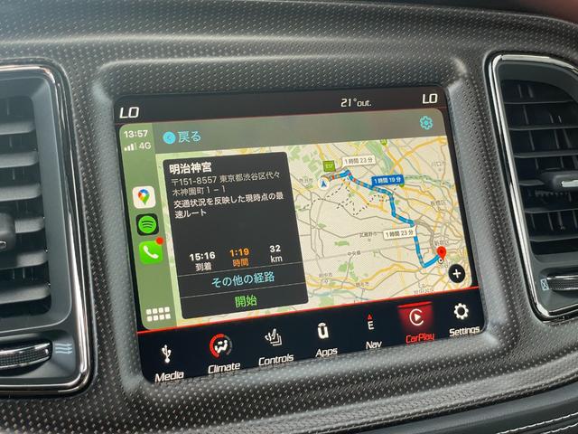 ダッジ・チャレンジャー ＳＲＴジェイルブレイク－脱獄－　８０７馬力　ライトグレーレザー　ワイドボディ　ハーマンカードン１８スピーカーｗｉｔｈサブウーファー　サンルーフ　カーボンアクセント　シートヒーター＆クーラー　ローンチコントロール　ラインロック機能（17枚目）