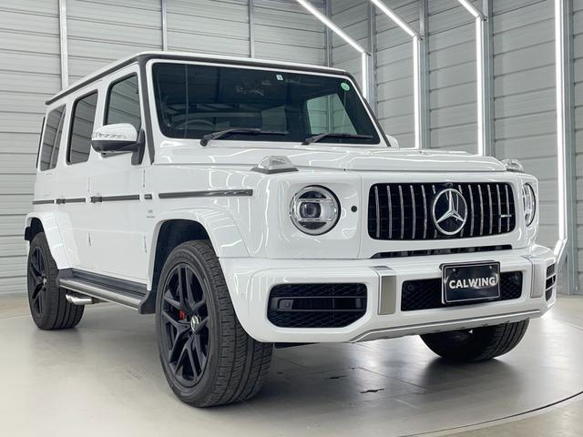 Ｇクラス Ｇ６３　マヌファクトゥーアプログラムプラス　Ｄ車　サンルーフ　ブルメスターサラウンドサウンド　エクスクルーシブナッパレザー　ドライビングダイナミックシート　リラクゼーション機能　フルレザー仕様　シートヒーター＆クーラー　スペアタイヤカバーボディ同色（3枚目）