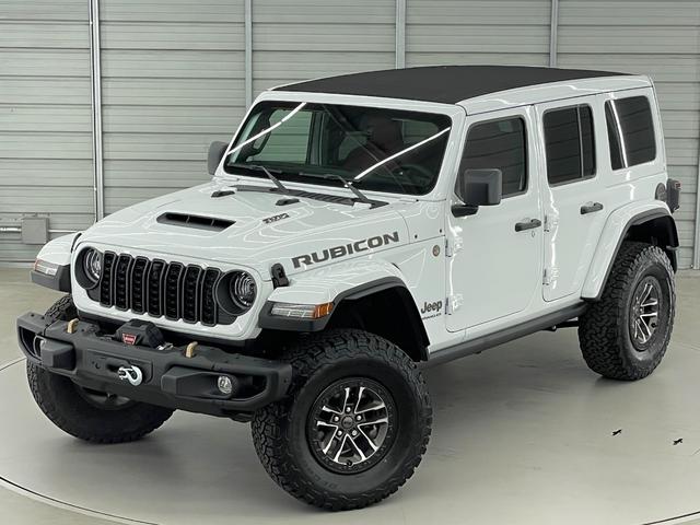 ジープ・ラングラーアンリミテッド ルビコン３９２　Ｖ８　スカイトップ　生産終了決定　レッドインテリア　１２．３インチモニター　純正可変マフラー　１２ｗａｙパワーシート　シートヒーター　ワイヤレスアップルカープレイ　ビルシュタインアルミダンパー　３．２インチリフトアップ（11枚目）