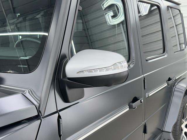 Ｇクラス Ｇ６３　ストロンガーザンタイムエディション　国内限定１００台　特別仕様車　ＡＭＧレザーエクスクルーシブ　ＡＭＧカーボンファイバーインテリアトリム　ＡＭＧ鍛造２２インチＡＷ　ドライビングダイナミックシート　サンルーフ　アップルカープレイ　３６０°カメラ（10枚目）