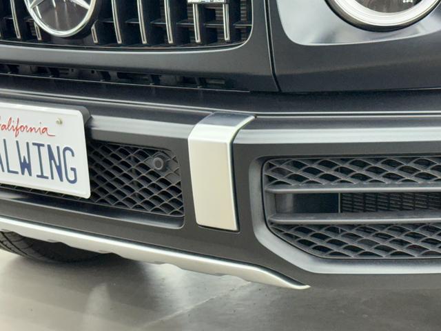 Ｇクラス Ｇ６３　ストロンガーザンタイムエディション　国内限定１００台　特別仕様車　ＡＭＧレザーエクスクルーシブ　ＡＭＧカーボンファイバーインテリアトリム　ＡＭＧ鍛造２２インチＡＷ　ドライビングダイナミックシート　サンルーフ　アップルカープレイ　３６０°カメラ（12枚目）