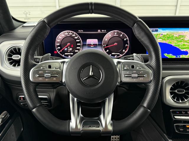 Ｇクラス Ｇ６３　ストロンガーザンタイムエディション　国内限定１００台　特別仕様車　ＡＭＧレザーエクスクルーシブ　ＡＭＧカーボンファイバーインテリアトリム　ＡＭＧ鍛造２２インチＡＷ　ドライビングダイナミックシート　サンルーフ　アップルカープレイ　３６０°カメラ（34枚目）