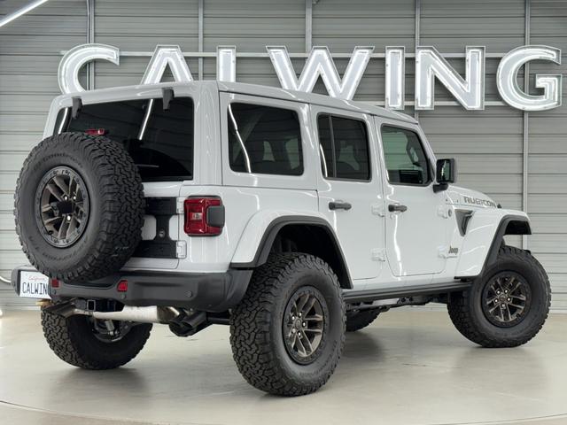 ジープ・ラングラーアンリミテッド ルビコン３９２　Ｖ８　生産終了　ファイナルエディション　世界限定３７００台　全国保証　純正可変マフラー　１２．３インチモニター　スカイトップ　フロント１２ｗａｙパワーシート　専用ブラックナッパレザー　アップルカープレイ　ビルシュタインアルミダンパー（29枚目）