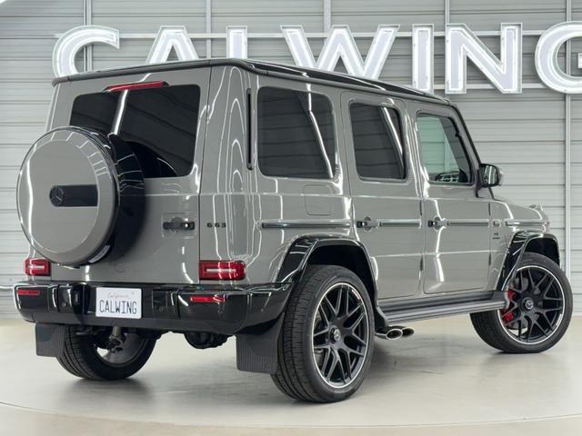 Ｇクラス Ｇ６３　左Ｈ　スペシャルオーダー　ＡＭＧナイト　特注仕様　マヌファクトゥーアプログラムプラス　ＡＭＧカーボンファイバーインテリア　フルレザー仕様　サンルーフ　アップルカープレイ　ブルメスターサウンド　サンルーフ　ソフトクローズドア　リラクゼーション機能（27枚目）