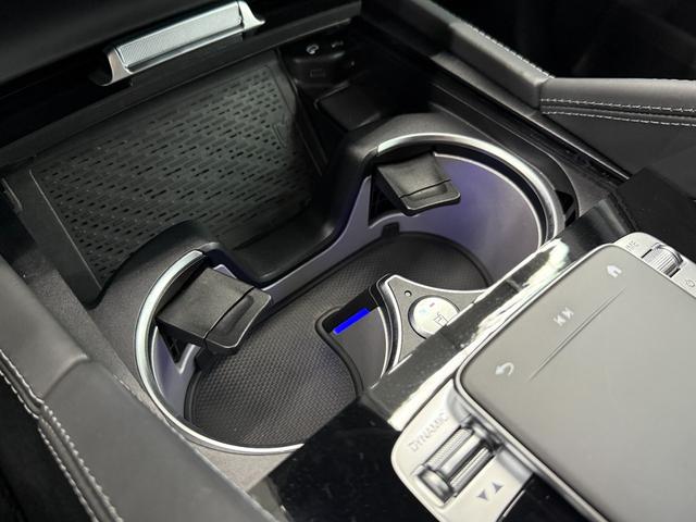 ＧＬＳ ＧＬＳ６００　４マチック　左Ｈ　ＩＳＧ搭載モデル　１オナ　シルバーツートン仕様　フロント＆リアマイバッハエンブレムマスコット　電動サイドステップ　パノラマルーフ　メルセデス・マイバッハ専用純正２３インチＡＷ　ブラックナッパレザー　後席左右独立シート（22枚目）