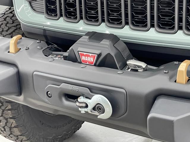 ジープ・ラングラーアンリミテッド ルビコン３９２　Ｖ８　生産終了　純正可変マフラー　全国保証付き　スカイトップ　１２．３インチモニター　レッドレザー　フロント１２ｗａｙパワーシート　ワイヤレスアップルカープレイ　ビルシュタインアルミダンパー　シートヒーター（18枚目）