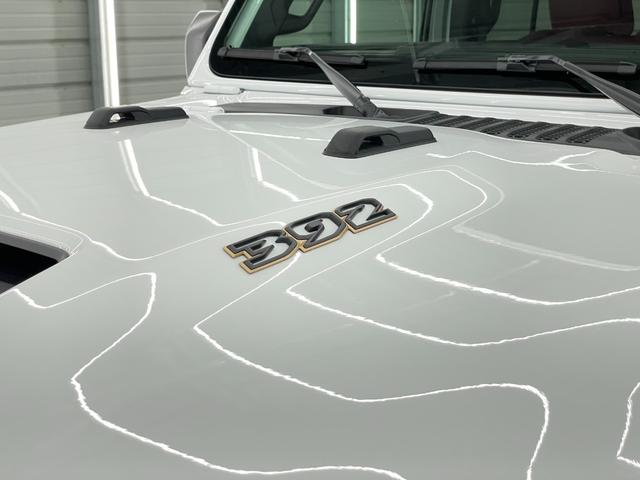 ジープ・ラングラーアンリミテッド ルビコン392 V8 生産終了 24yモデル限定レッドレザー スカイトップ 純正可変マフラー 12.3インチモニター フロント12wayパワーシート ワイヤレスアップルカープレイ ビルシュタインアルミダンパー アダプティブクルーズコントロールwithストップ(26枚目)