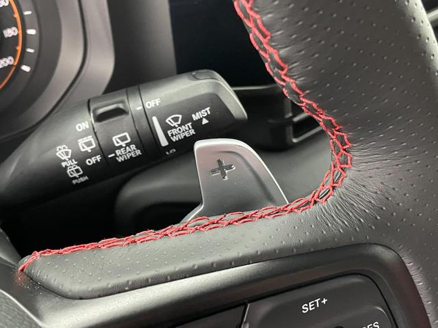 ジープ・ラングラーアンリミテッド ルビコン392 V8 生産終了 24yモデル限定レッドレザー スカイトップ 純正可変マフラー 12.3インチモニター フロント12wayパワーシート ワイヤレスアップルカープレイ ビルシュタインアルミダンパー アダプティブクルーズコントロールwithストップ(38枚目)