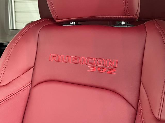 ジープ・ラングラーアンリミテッド ルビコン392 V8 生産終了 24yモデル限定レッドレザー スカイトップ 純正可変マフラー 12.3インチモニター フロント12wayパワーシート ワイヤレスアップルカープレイ ビルシュタインアルミダンパー アダプティブクルーズコントロールwithストップ(46枚目)