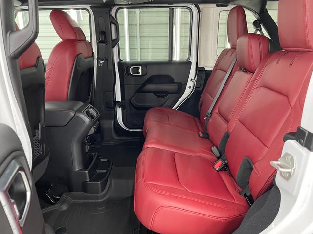 ジープ・ラングラーアンリミテッド ルビコン392 V8 生産終了 24yモデル限定レッドレザー スカイトップ 純正可変マフラー 12.3インチモニター フロント12wayパワーシート ワイヤレスアップルカープレイ ビルシュタインアルミダンパー アダプティブクルーズコントロールwithストップ(47枚目)