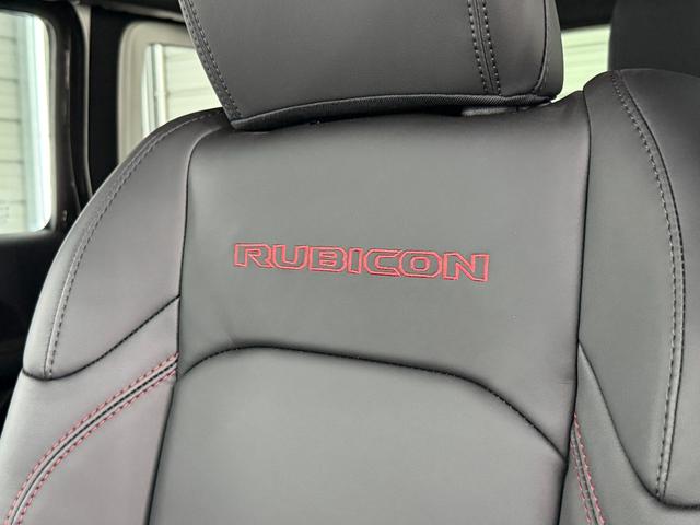 ジープ・ラングラーアンリミテッド ルビコンＸ　３．６Ｌエンジン　日本未発売グレード　エクストリームリーコン３５タイヤＰＫＧ　フロント１２ｗａｙパワーシート　３５インチタイヤ　ブラックナッパレザーシート　１２．３インチモニター　ワイヤレスアップルカープレイ　　シートヒーター（33枚目）